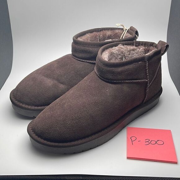 CUSHIONAIRE Women's pull on boot +Memory Foam 9 CHOCOLATE - Picture 3 of 7